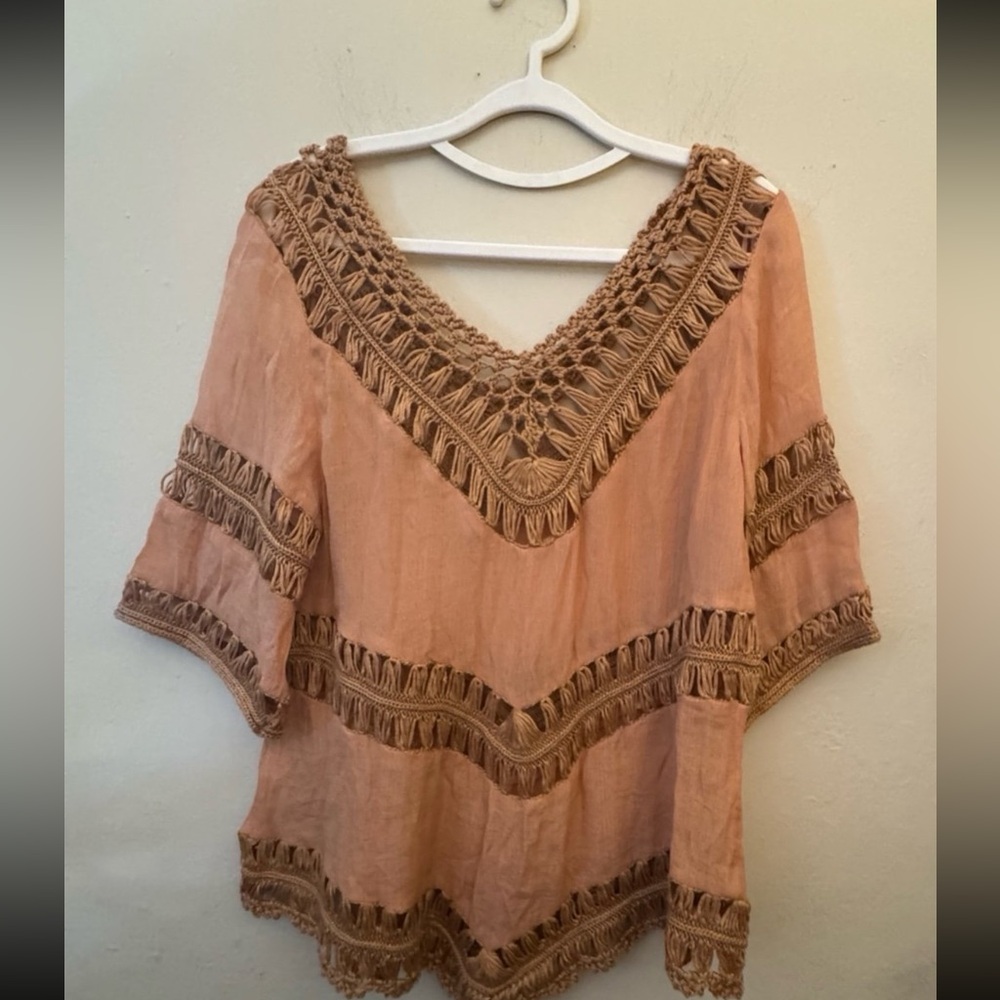 Boho Crochet Trim V-Neck Women's Top - Dusty Rose